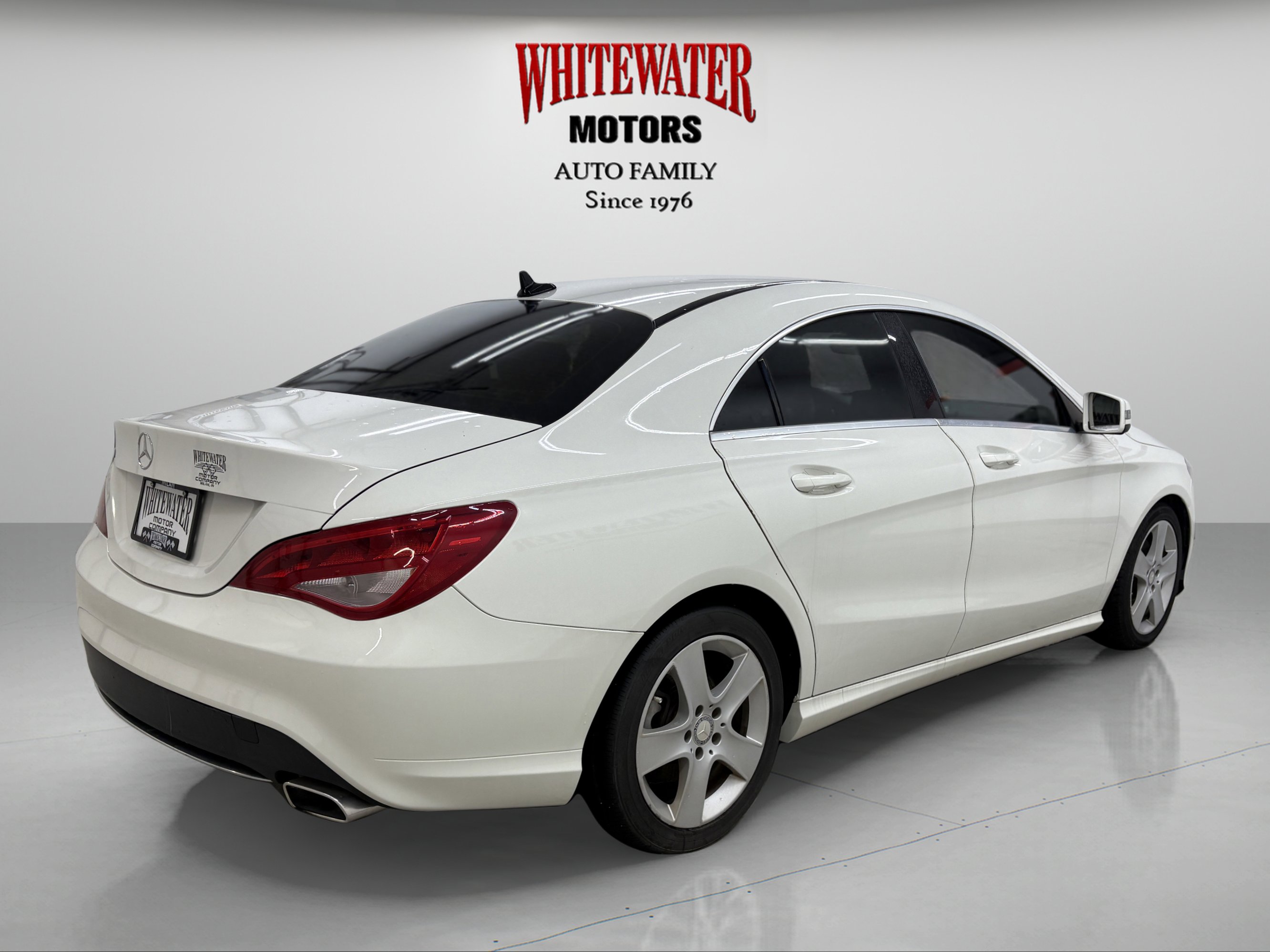 Used 2015 Mercedes-Benz CLA 250 image 4