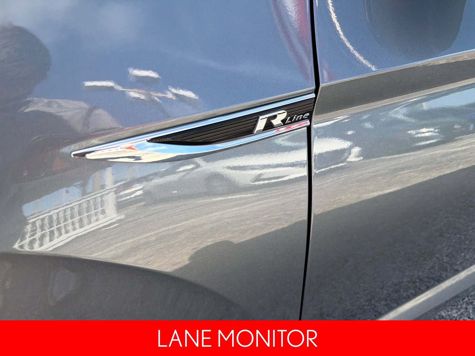 Used 2020 Volkswagen Jetta R-Line w/ R-Line Cold Weather Package FWD image 13