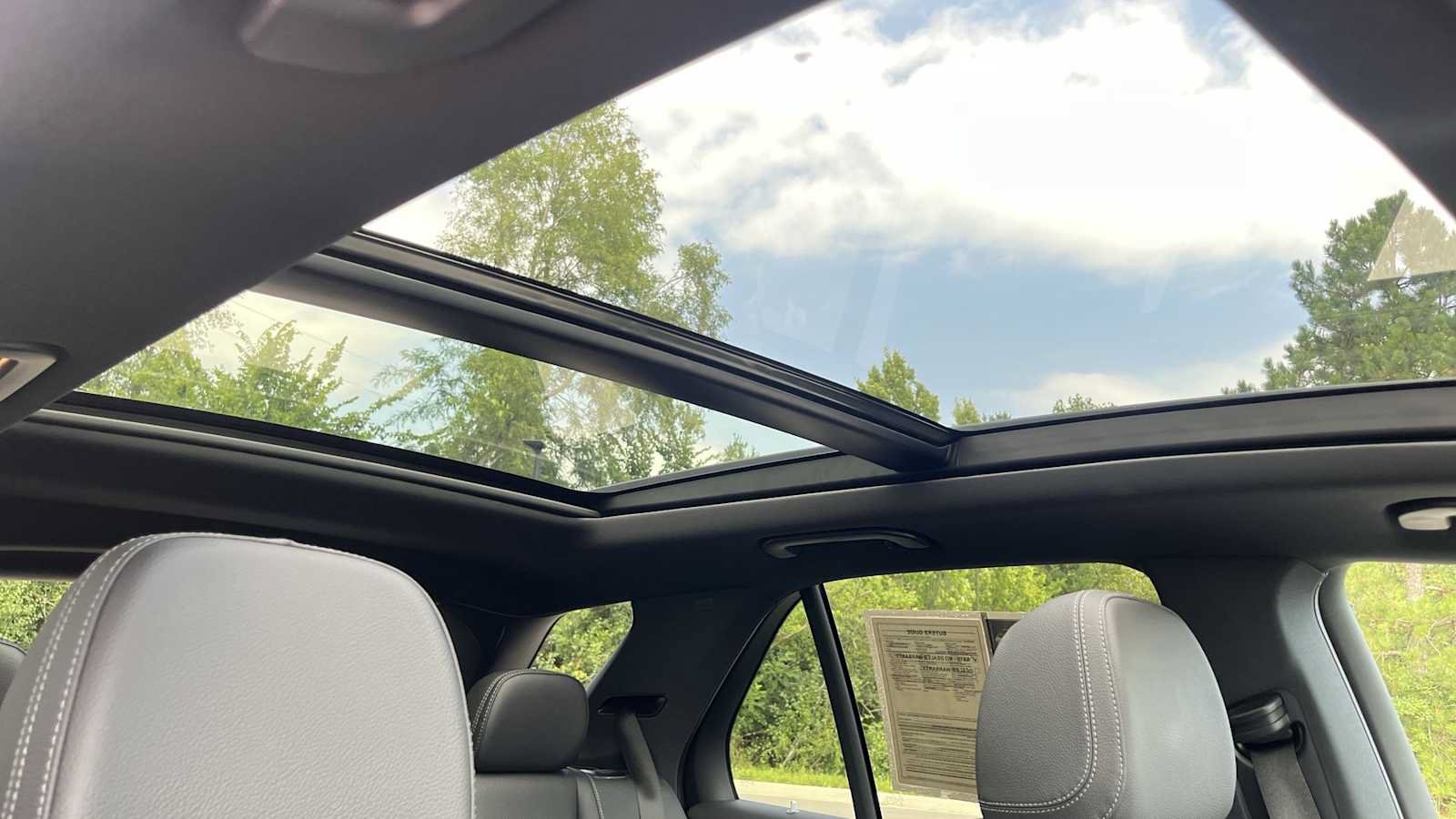 Certified 2025 Mercedes-Benz GLE 450e 4MATIC image 27