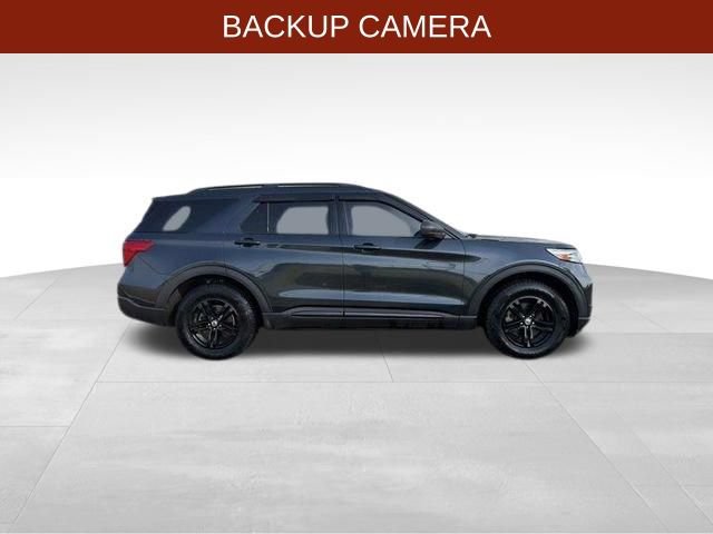 Used 2022 Ford Explorer XLT w/ Equipment Group 202A AWD/4WD image 8