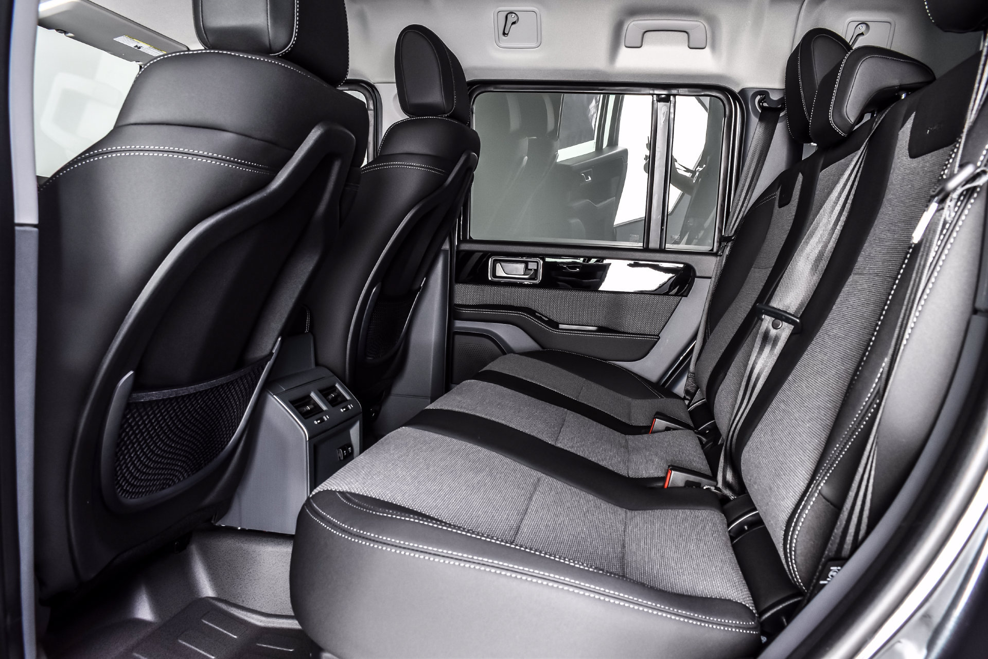 New 2026 INEOS Grenadier Station Wagon AWD/4WD image 18