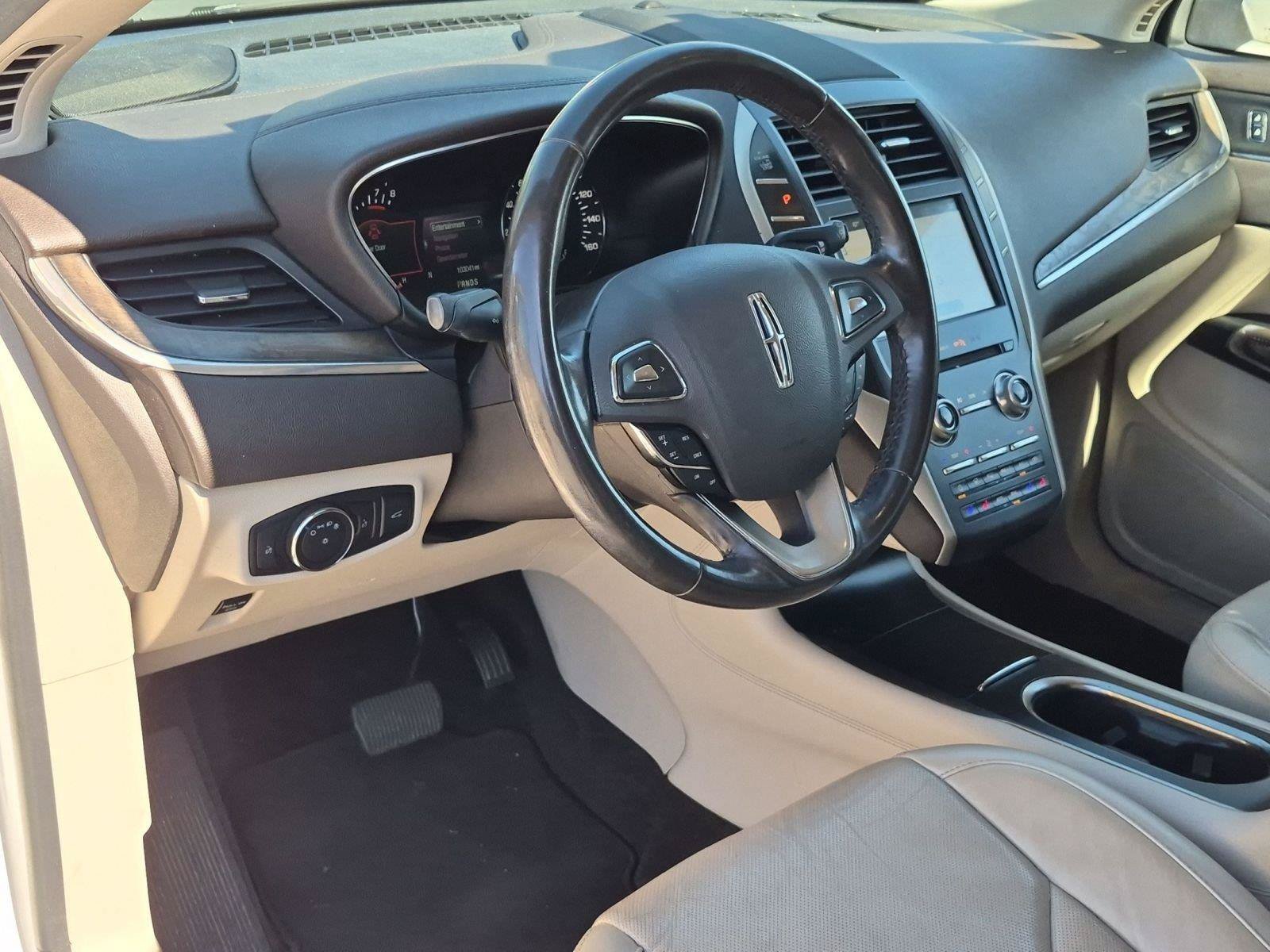 Used 2017 Lincoln MKC Reserve FWD image 34