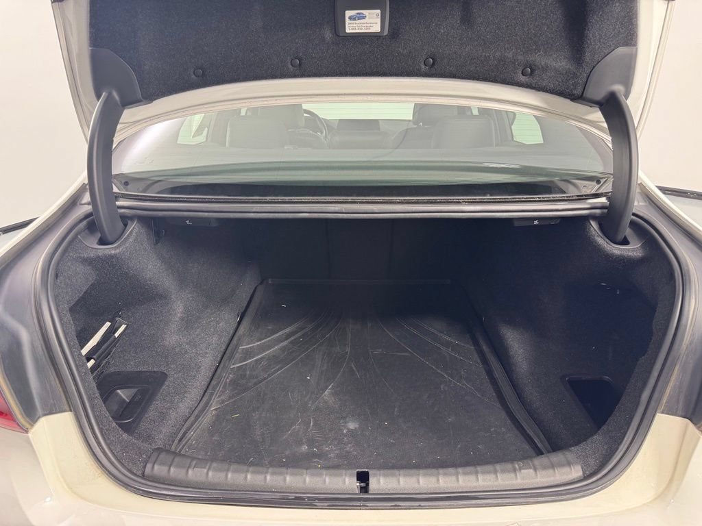 Used 2018 BMW 540i xDrive AWD/4WD image 16