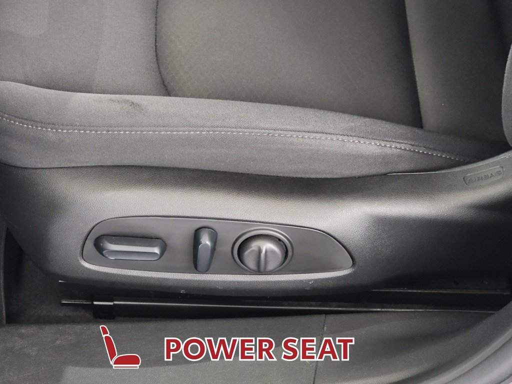 Used 2024 Chevrolet Malibu LT FWD image 15
