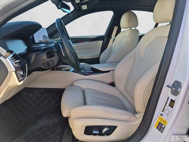 Used 2023 BMW 530e w/ Premium Package RWD image 14