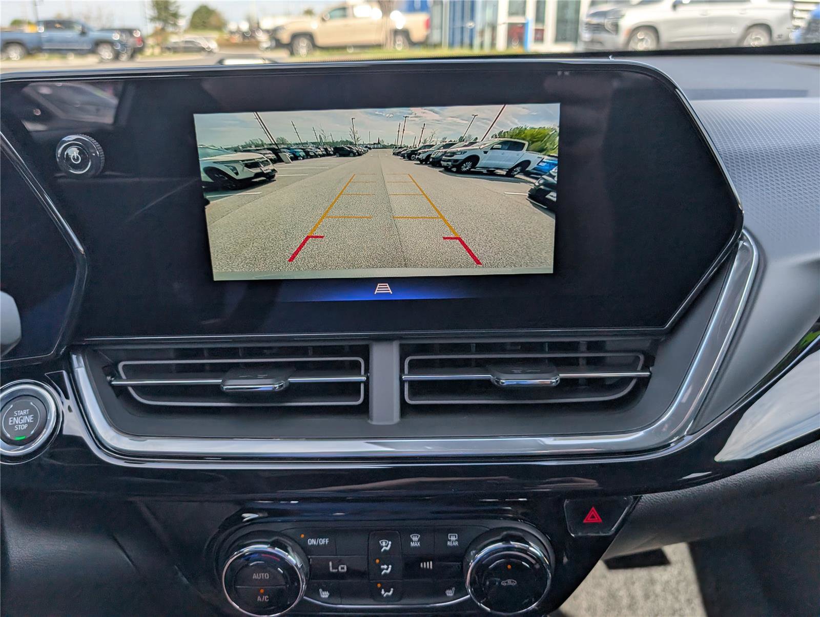 New 2026 Chevrolet Trax RS w/ Sunroof Package FWD image 24