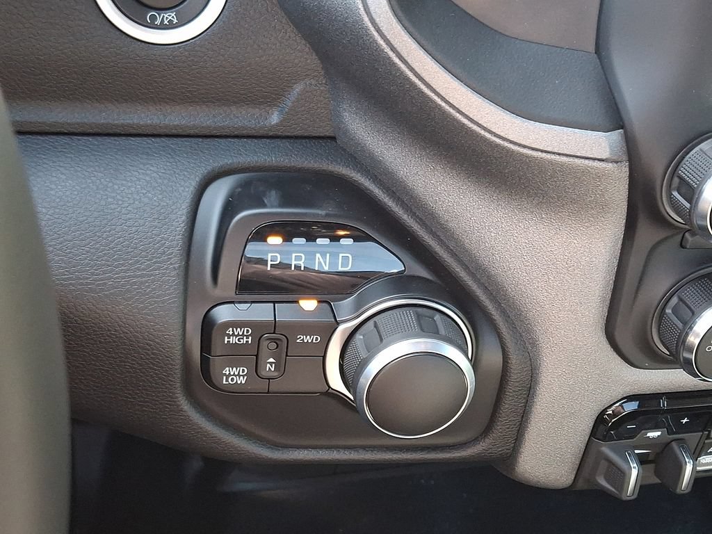 New 2024 RAM 3500 Tradesman w/ Safety Group AWD/4WD image 10