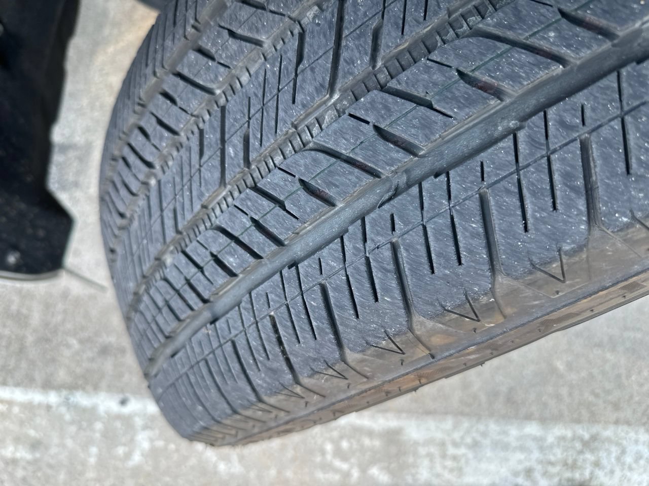 Used 2025 Toyota Sequoia Platinum AWD/4WD image 14