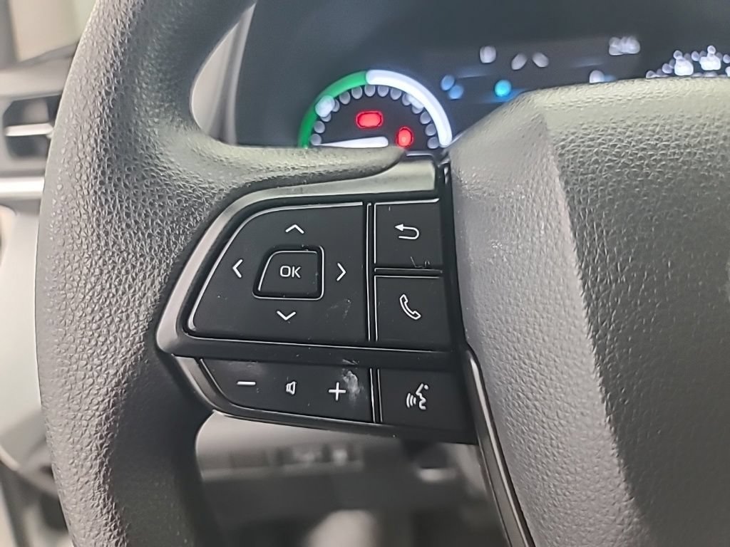 Used 2026 Toyota Sienna LE FWD image 27