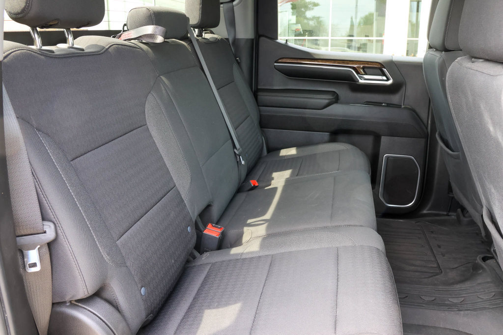 Used 2023 GMC Sierra 1500 SLE w/ X31 Off-Road Package AWD/4WD image 44