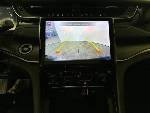 Used 2024 Jeep Grand Cherokee Limited 4xe image 22