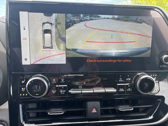 Used 2023 Toyota Highlander Platinum AWD/4WD image 11