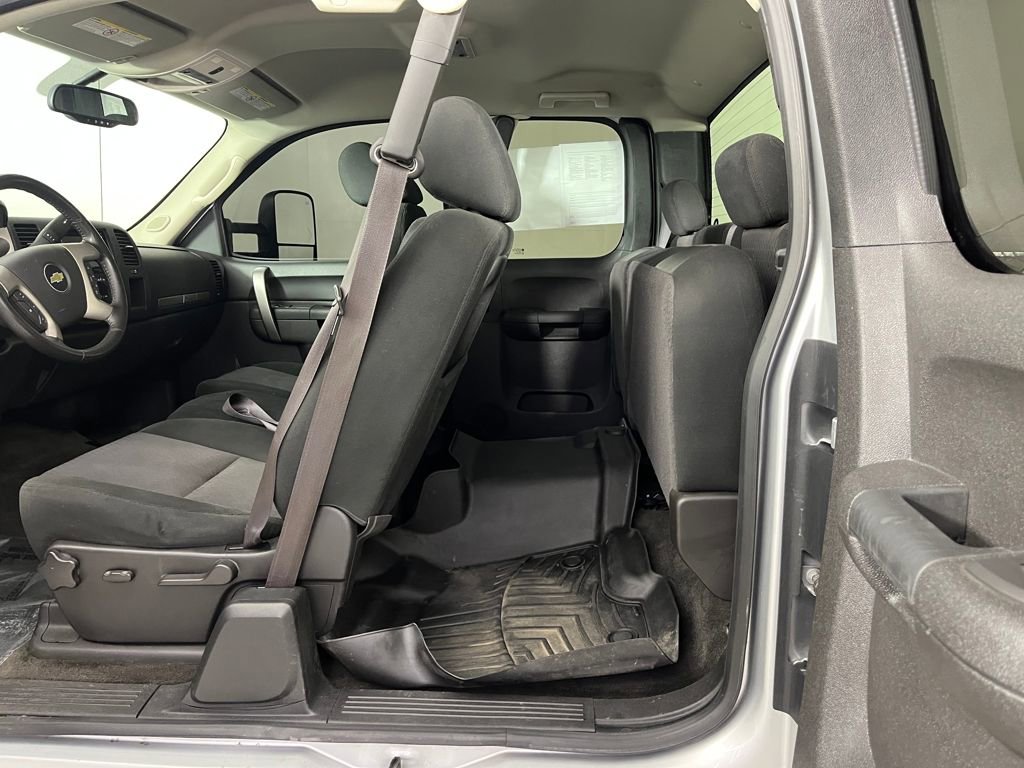 Used 2012 Chevrolet Silverado 2500 LT w/ Interior Plus Package image 21