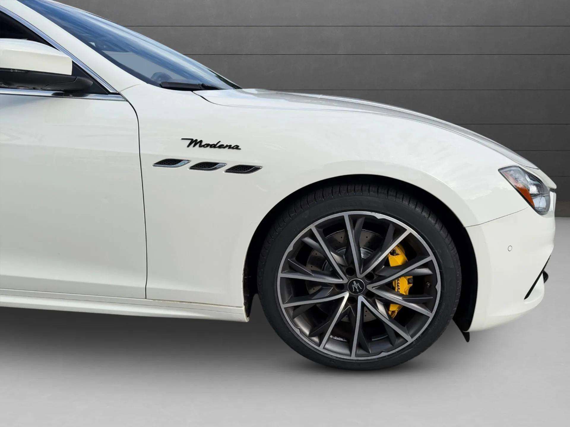 Certified 2022 Maserati Ghibli Modena Q4 image 6