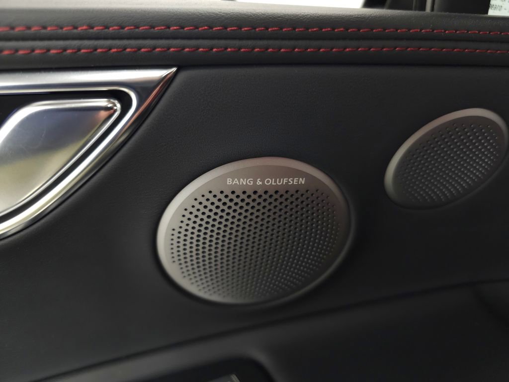 Used 2025 Genesis GV80 3.5T e-SC image 18