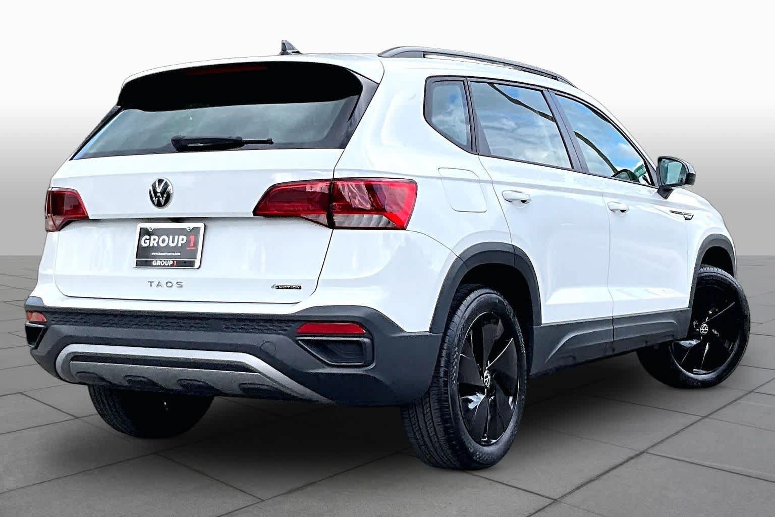 Used 2024 Volkswagen Taos S AWD/4WD image 13
