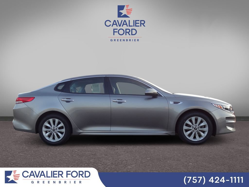 Used 2017 Kia Optima EX w/ Premium Package FWD image 2