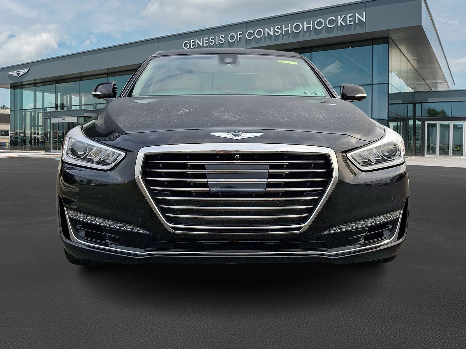 Used 2018 Genesis G90 5.0 Ultimate image 3