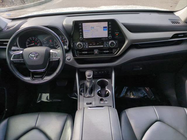 Certified 2020 Toyota Highlander XLE image 15