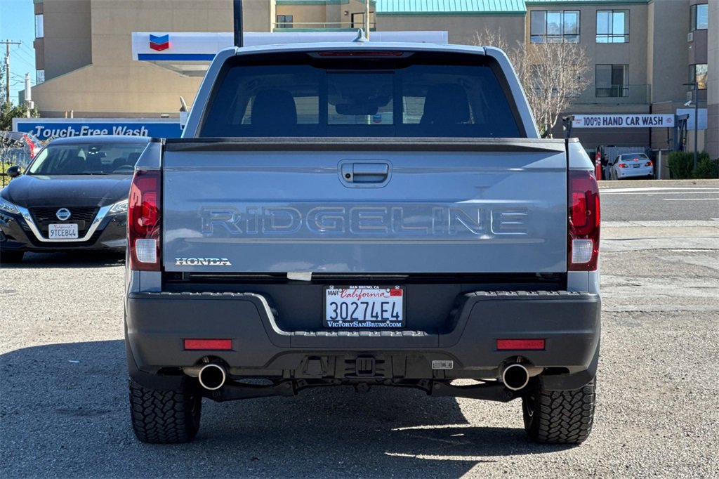 Certified 2025 Honda Ridgeline RTL+ image 5