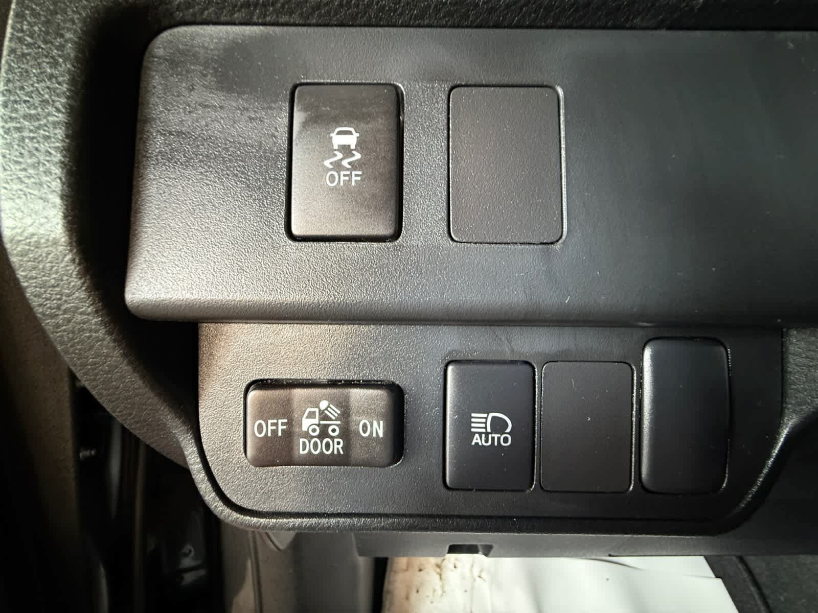 Used 2023 Toyota Tacoma SR AWD/4WD image 20