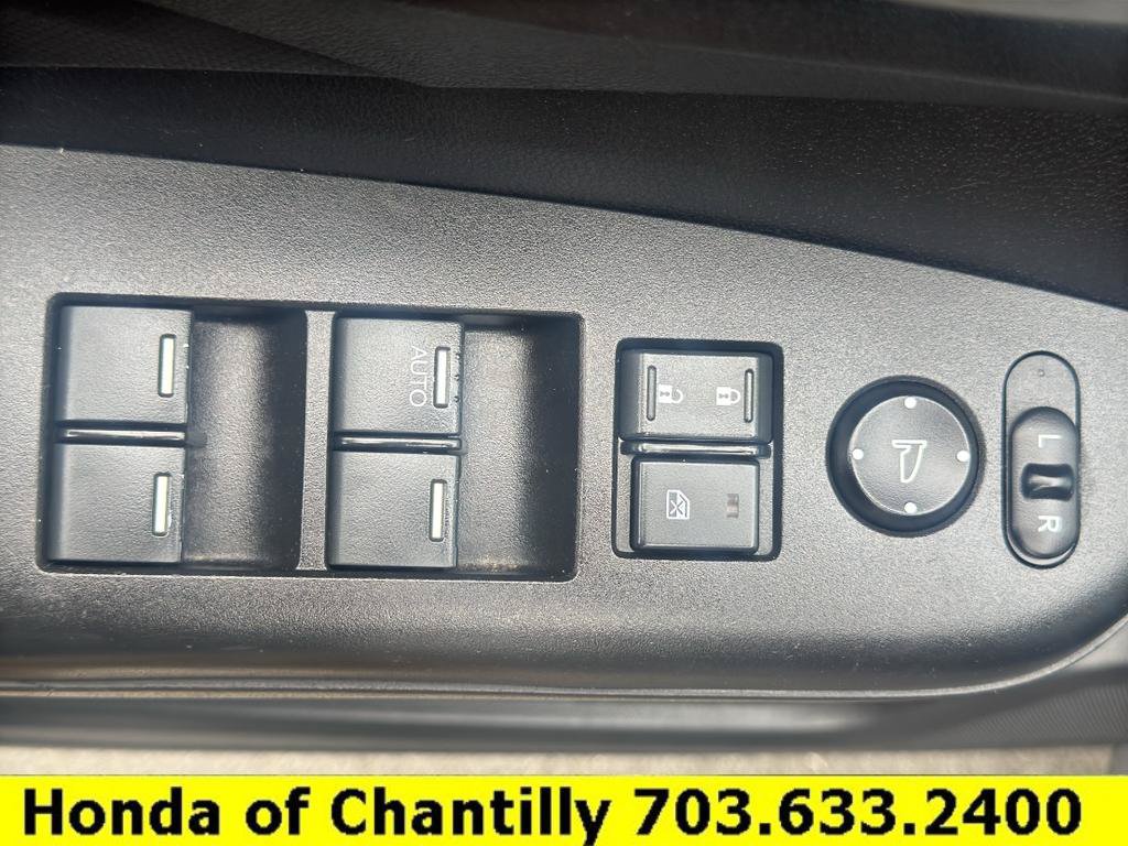 Used 2015 Honda CR-V LX image 20