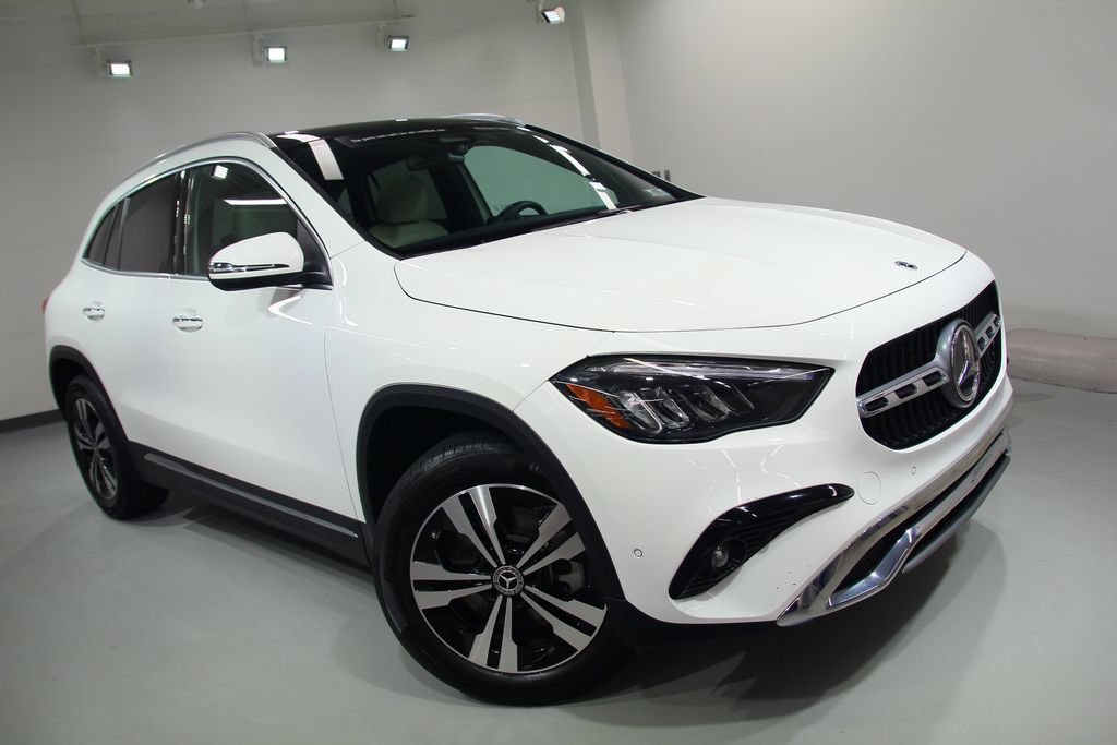 Certified 2024 Mercedes-Benz GLA 250 4MATIC image 11