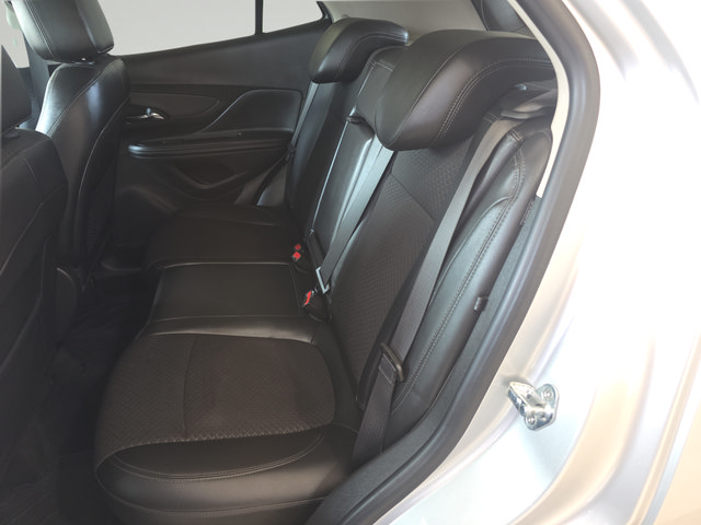 Used 2019 Buick Encore Sport Touring AWD/4WD image 26