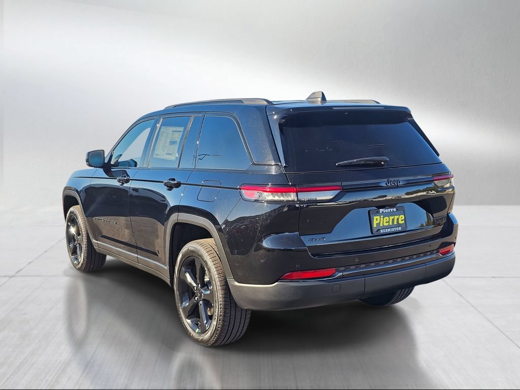 New 2025 Jeep Grand Cherokee L Limited w/ Black Appearance Package AWD/4WD image 4