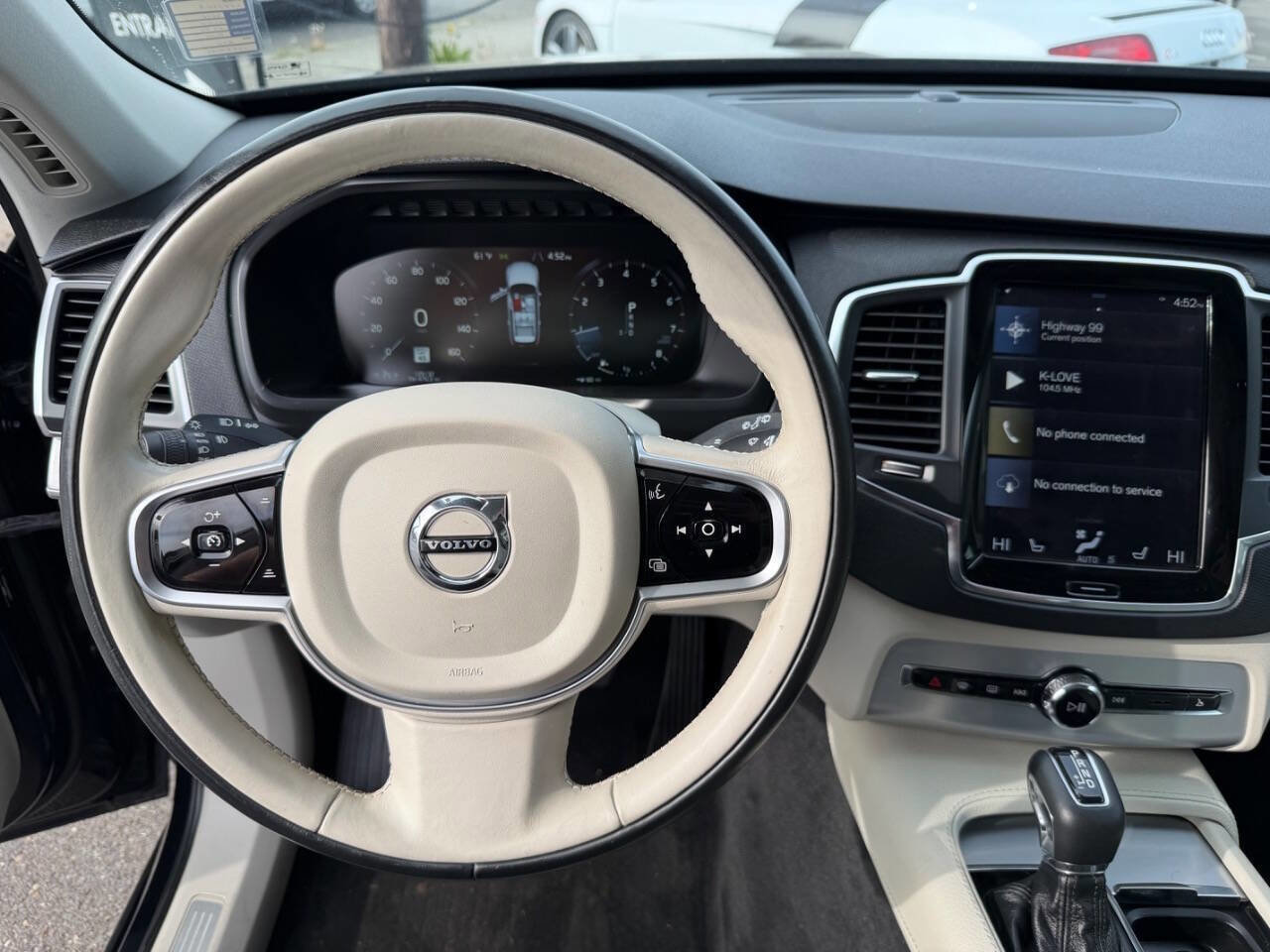 Used 2016 Volvo XC90 T5 Momentum AWD/4WD image 33