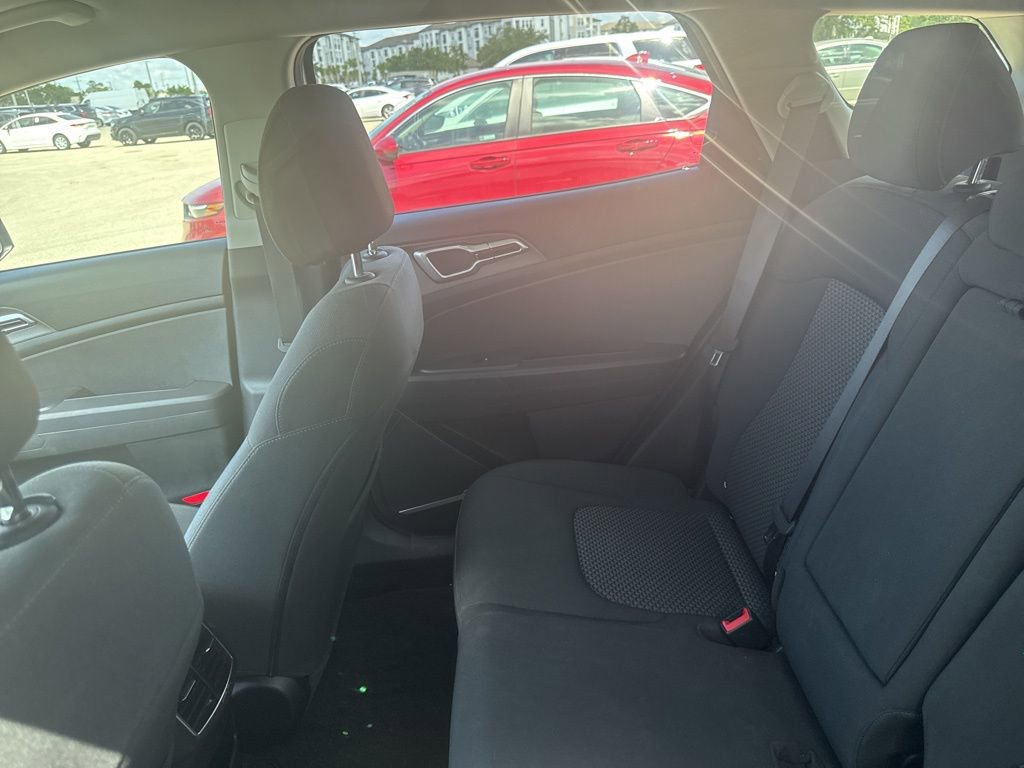 Certified 2023 Kia Sportage LX FWD image 10