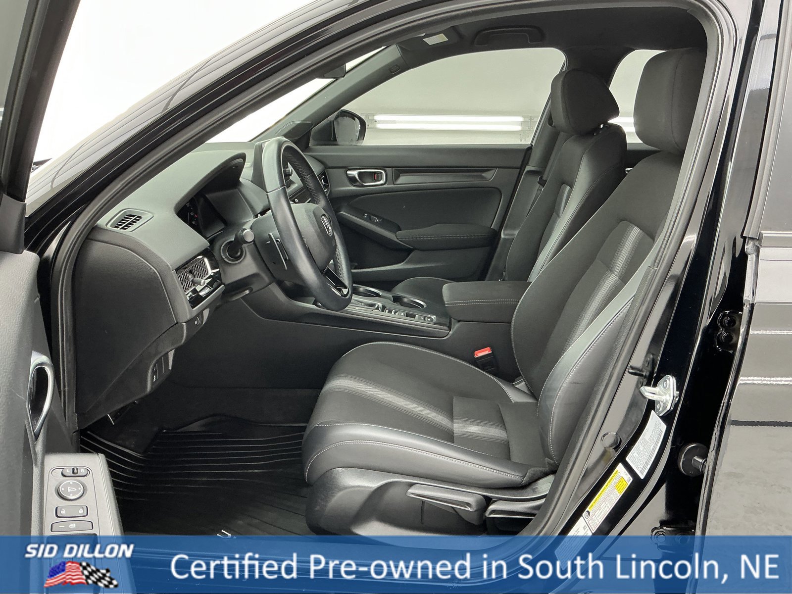 Used 2023 Honda Civic Sport image 17