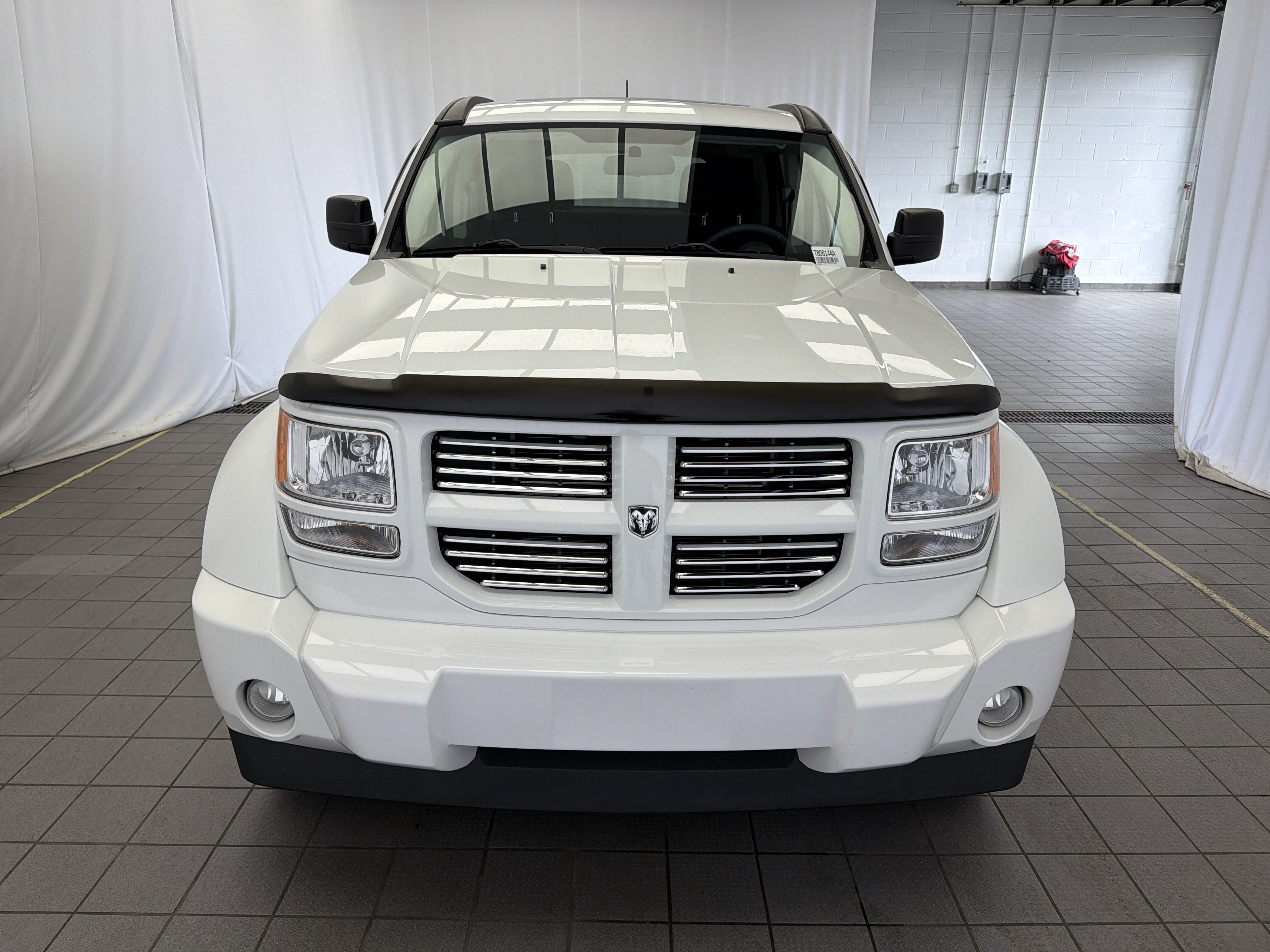 Used 2011 Dodge Nitro Heat w/ Popular Equipment Group RWD image 2