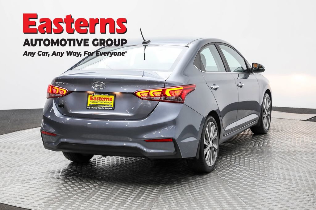 Used 2020 Hyundai Accent Limited image 5