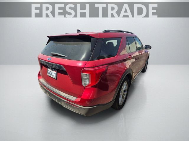 Used 2021 Ford Explorer XLT w/ Equipment Group 202A image 3