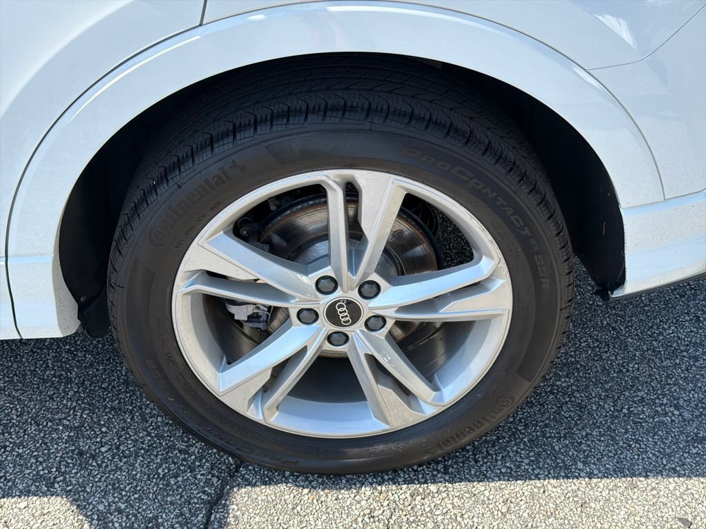 Used 2021 Audi Q3 2.0T Premium w/ Convenience Package AWD/4WD image 19