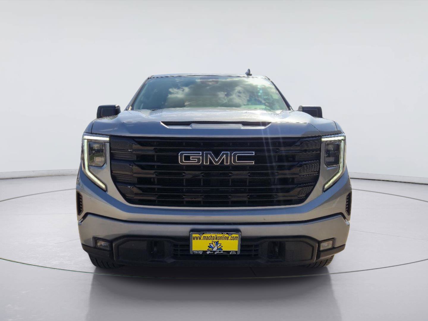 Used 2023 GMC Sierra 1500 Elevation RWD image 8