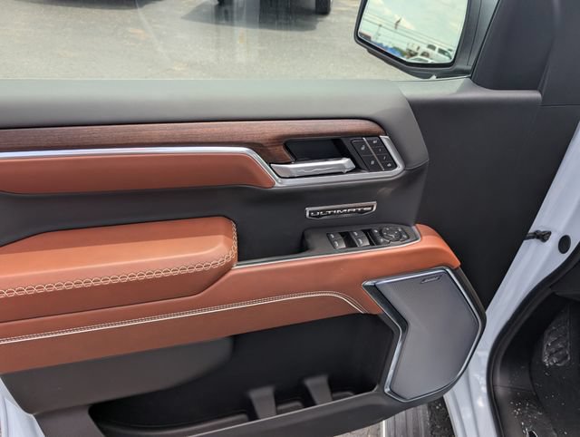 New 2026 GMC Sierra 1500 Denali Ultimate w/ LPO, Black Badging Package AWD/4WD image 16