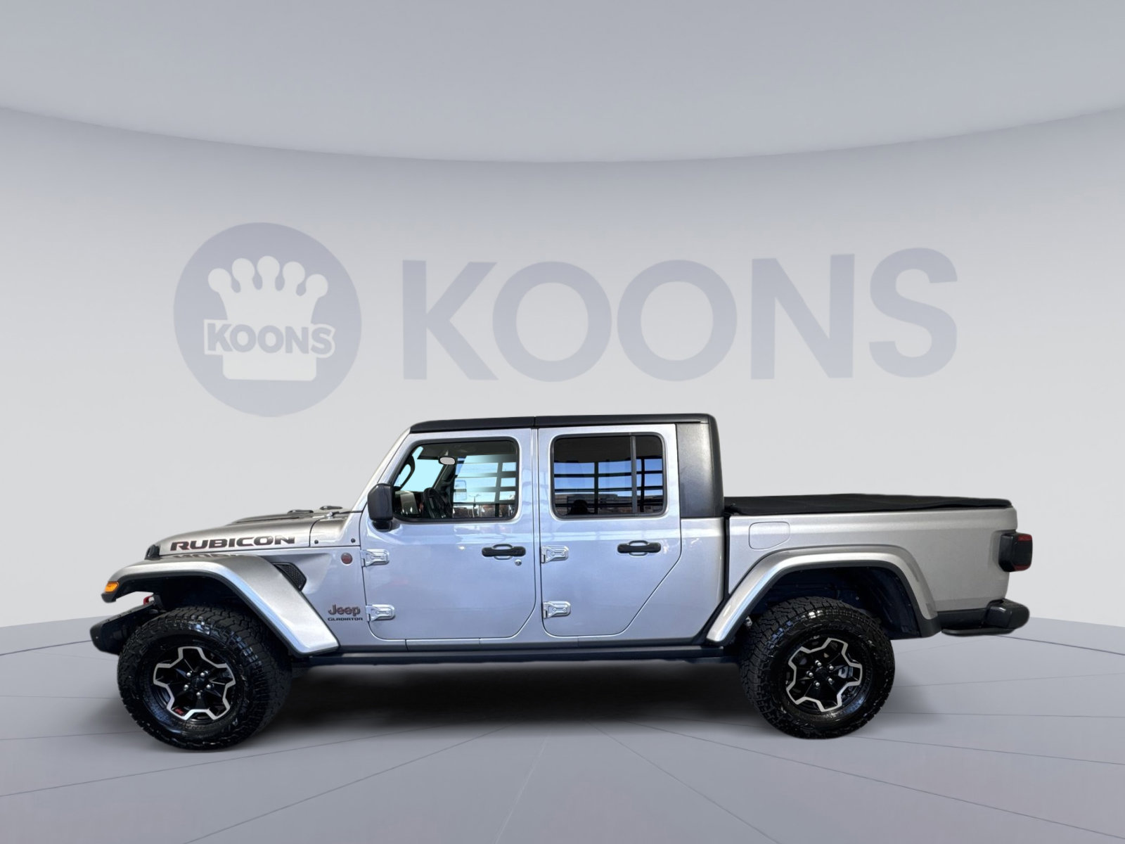Used 2020 Jeep Gladiator Rubicon image 2