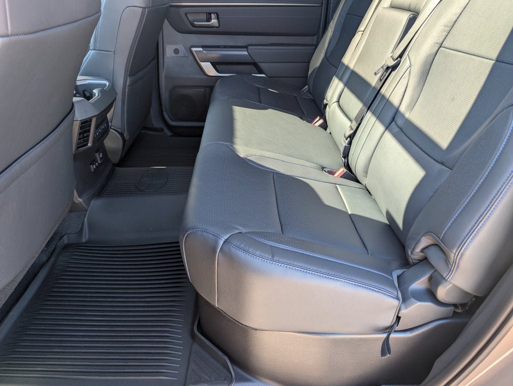 New 2026 Toyota Tundra Platinum w/ TRD Off-Road Package AWD/4WD image 30