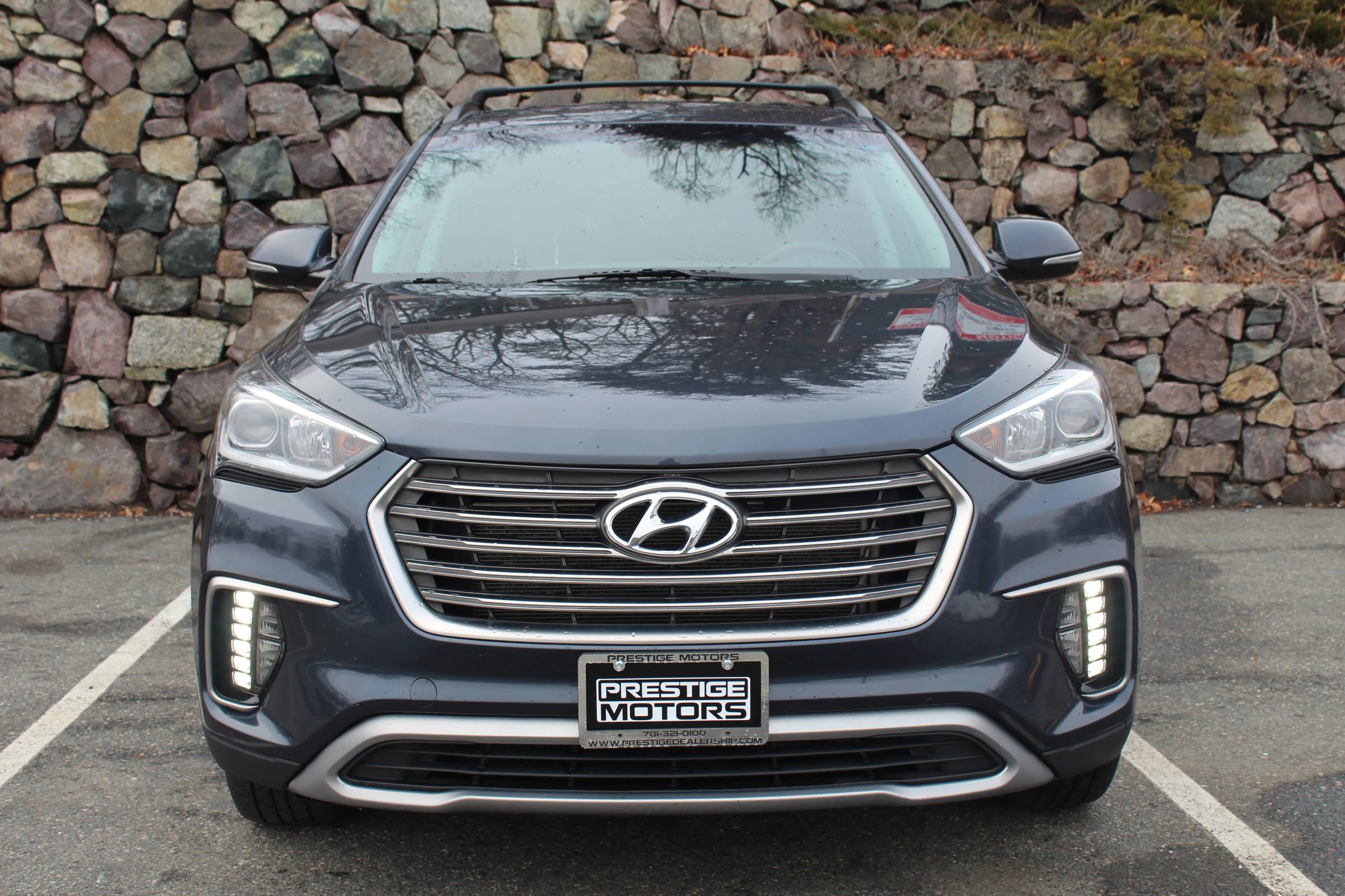 Used 2017 Hyundai Santa Fe SE w/ SE Premium Package 02 image 3