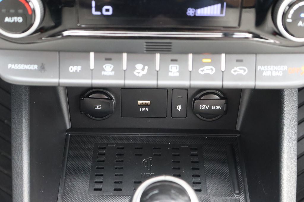 Used 2023 Hyundai Kona Limited w/ Cargo Package FWD image 19