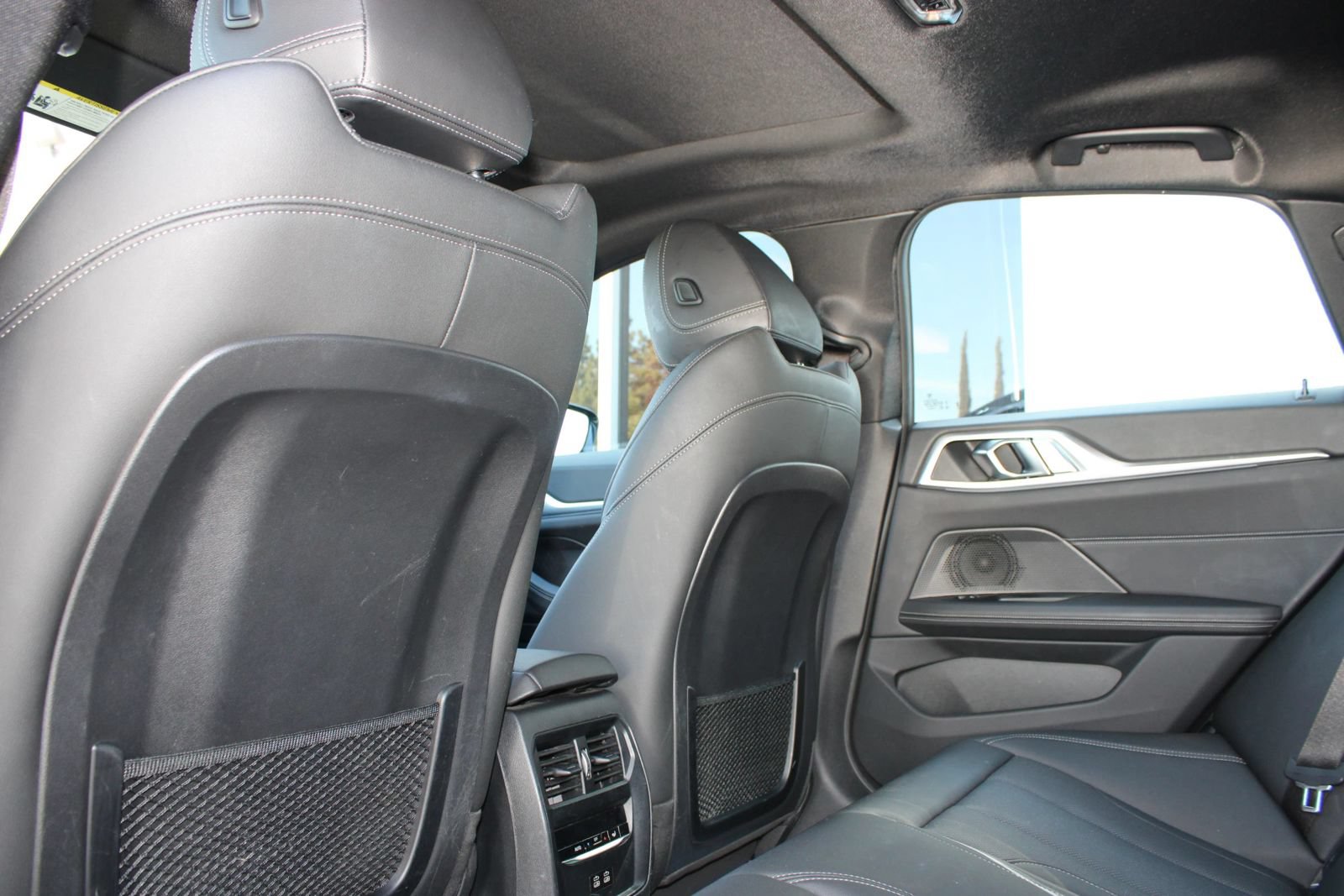 Used 2023 BMW i4 eDrive40 RWD image 6