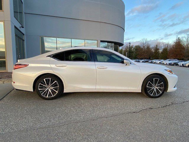 Used 2023 Lexus ES 350 w/ Premium Package image 6