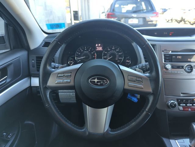 Used 2011 Subaru Outback 2.5i Premium w/ All-Weather Pkg AWD/4WD image 16