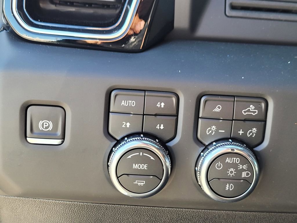 New 2026 GMC Sierra 2500 Denali w/ Max Trailering Package image 25