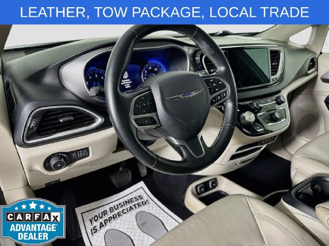 Used 2021 Chrysler Pacifica Touring-L FWD image 9
