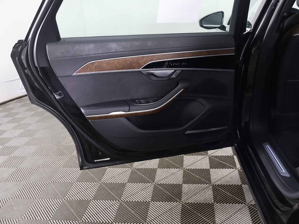 Used 2023 Audi A8 L 3.0T w/ Luxury Package image 29