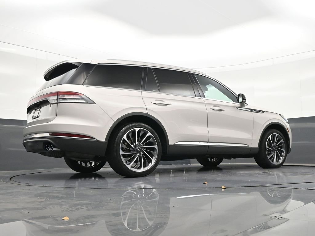 Used 2025 Lincoln Aviator Reserve w/ Illumination Package image 28