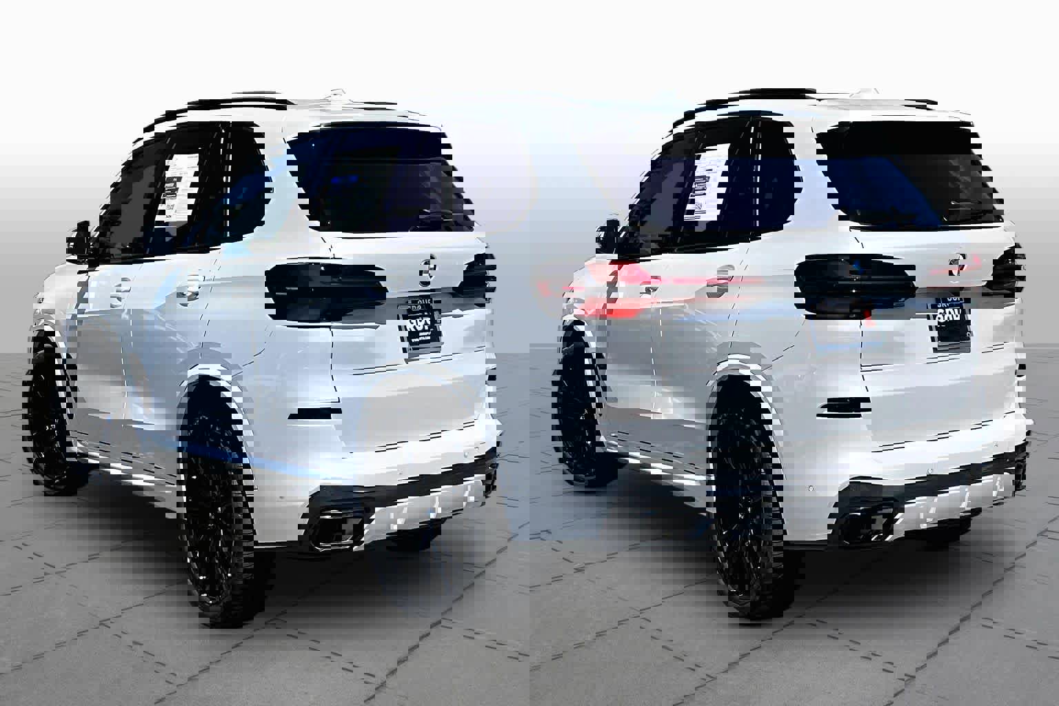 Certified 2024 BMW X5 xDrive40i w/ M Sport Package image 12